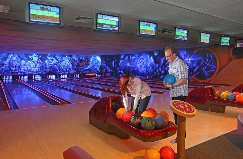 Sporthotel Neuruppin - Apartmenthaus Mit Ferienwohnungen Ngoại thất bức ảnh