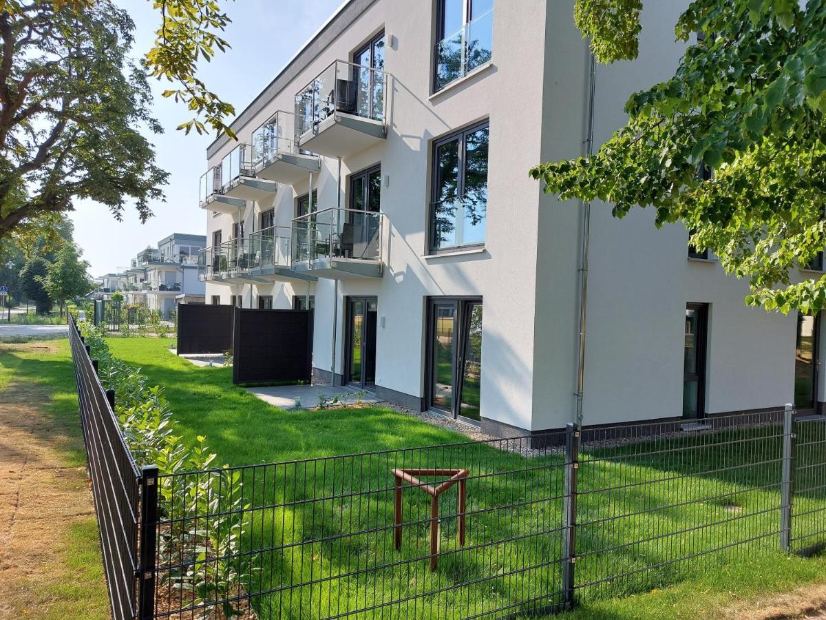 Sporthotel Neuruppin - Apartmenthaus Mit Ferienwohnungen Ngoại thất bức ảnh