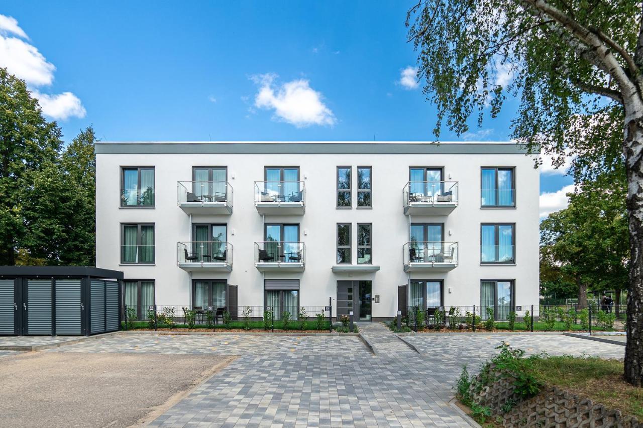 Sporthotel Neuruppin - Apartmenthaus Mit Ferienwohnungen Ngoại thất bức ảnh